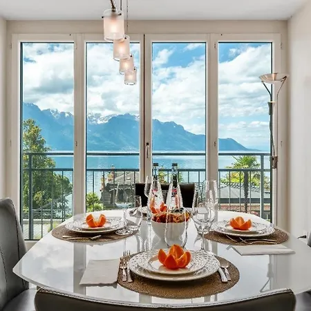 Spacious 3br Lakeview With Terrace By Guestlee Daire
